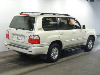 1999 Toyota Land Cruiser Photos