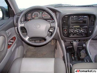 1999 Toyota Land Cruiser Photos