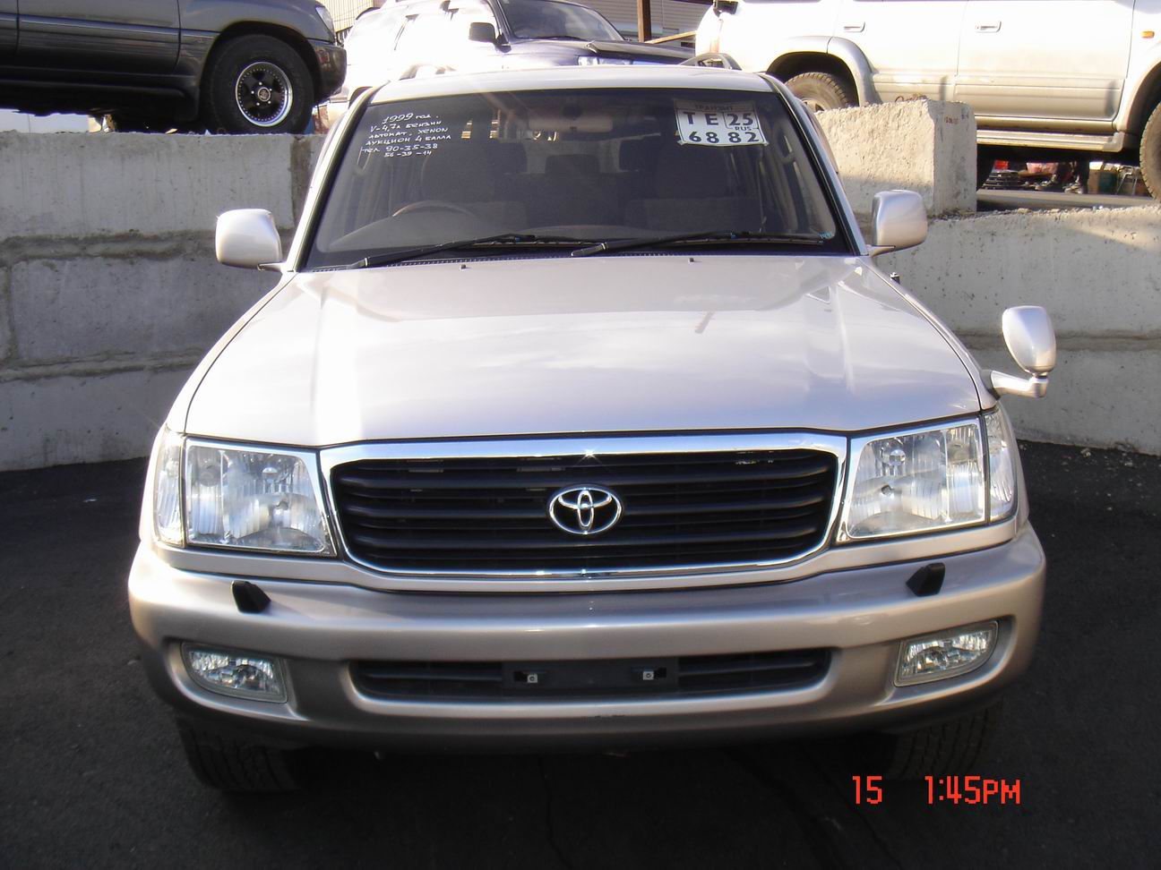 1999 Toyota Land Cruiser Photos