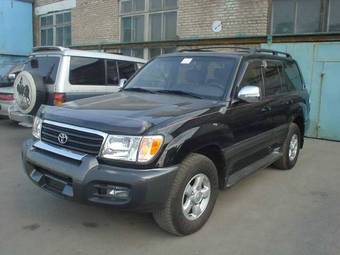 1999 Toyota Land Cruiser Pictures