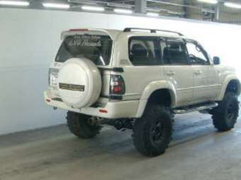 1999 Toyota Land Cruiser Photos