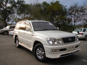 2000 Toyota Land Cruiser