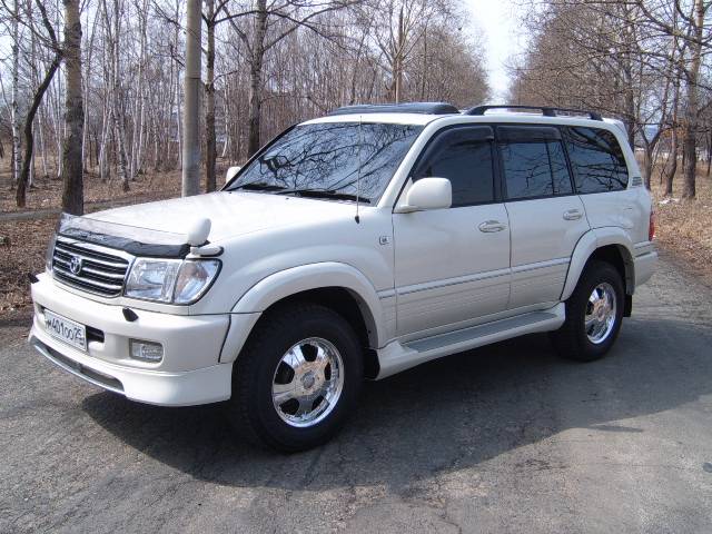 2000 Toyota Land Cruiser