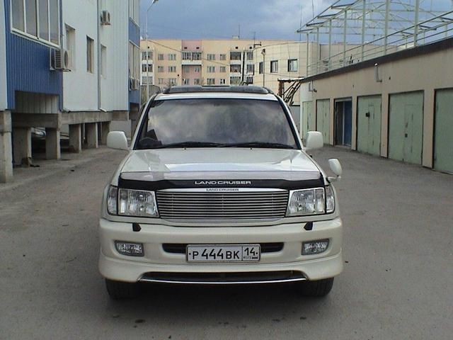 2000 Toyota Land Cruiser