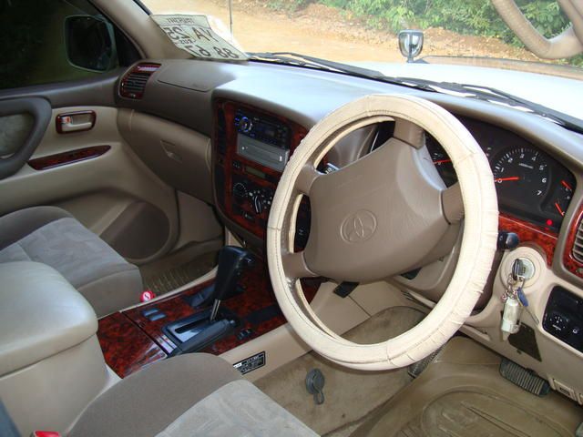 2000 Toyota Land Cruiser