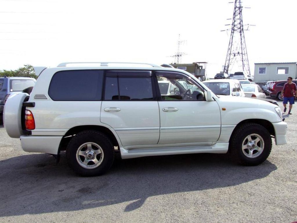 2000 Toyota Land Cruiser