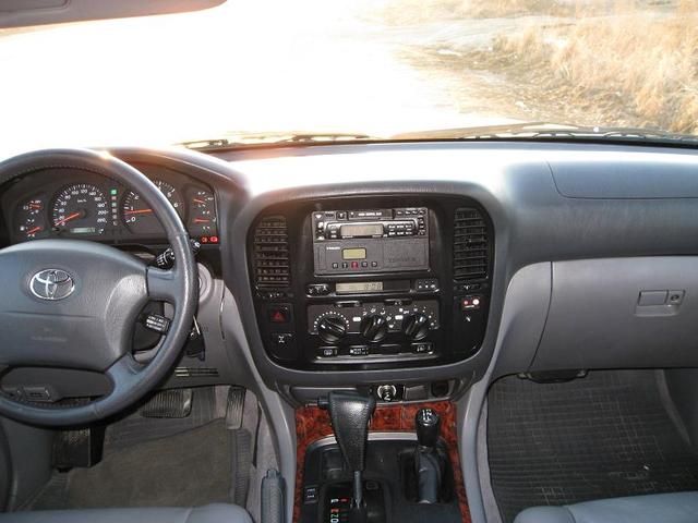 2000 Toyota Land Cruiser