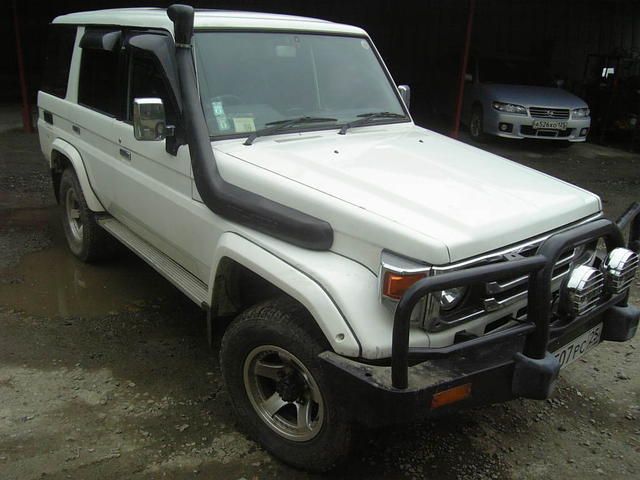 2000 Toyota Land Cruiser