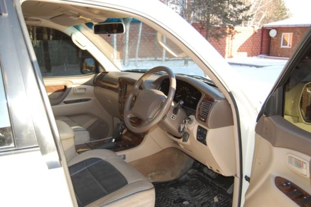 2000 Toyota Land Cruiser
