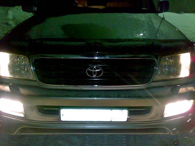2000 Toyota Land Cruiser