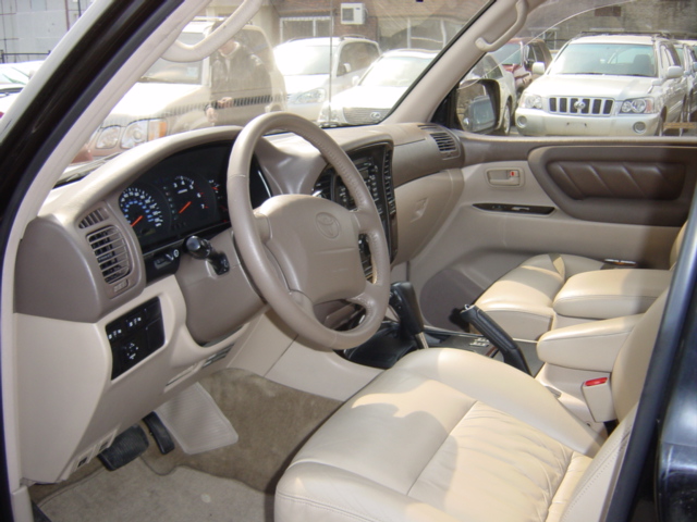 2000 Toyota Land Cruiser For Sale