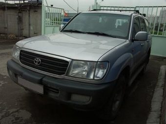 2000 Toyota Land Cruiser Wallpapers