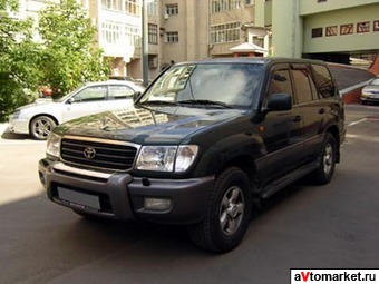 2000 Toyota Land Cruiser Pictures