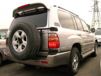 2000 Toyota Land Cruiser Images