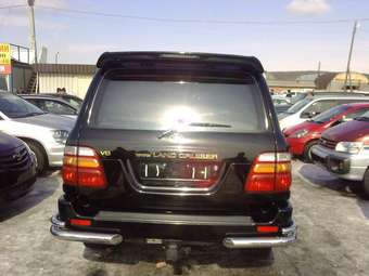 2000 Toyota Land Cruiser Photos