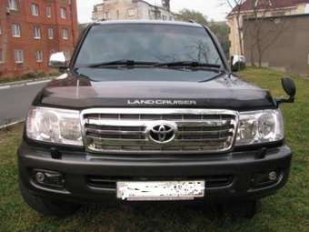 2000 Toyota Land Cruiser Pics