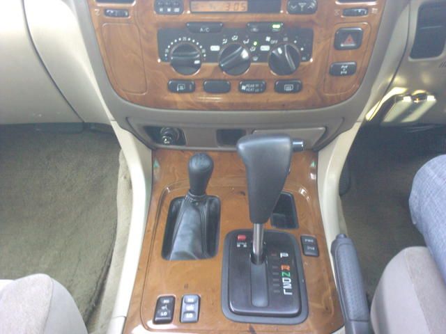 2001 Toyota Land Cruiser