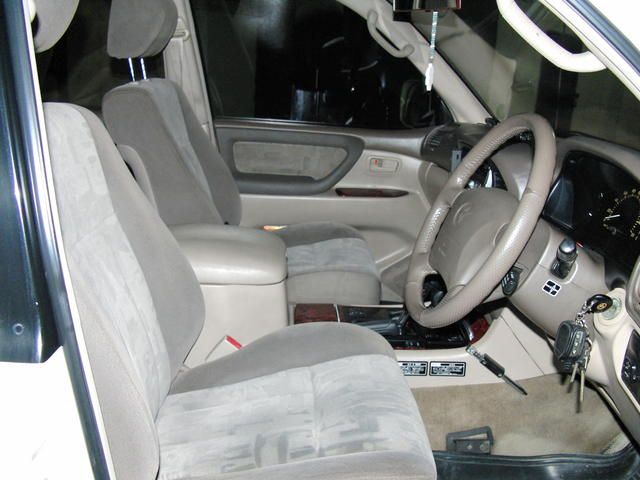 2001 Toyota Land Cruiser