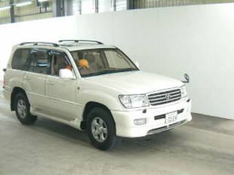 2001 Toyota Land Cruiser Wallpapers