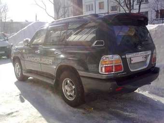 2001 Toyota Land Cruiser Images
