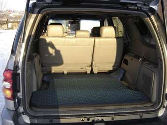 2001 Toyota Land Cruiser Pics