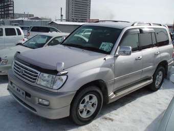 2001 Toyota Land Cruiser Pictures