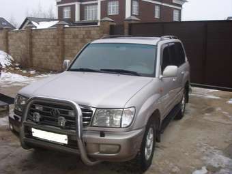 2001 Toyota Land Cruiser Pics