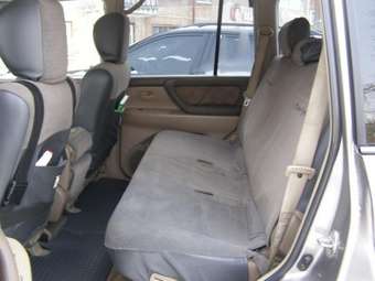 2001 Toyota Land Cruiser Pictures