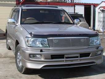 2001 Toyota Land Cruiser Wallpapers