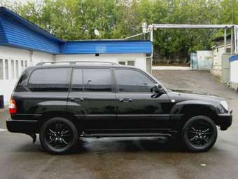 2001 Toyota Land Cruiser Pictures