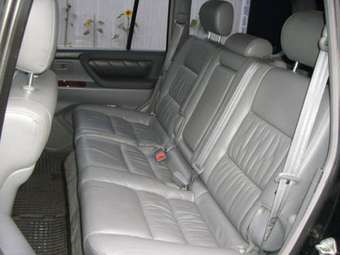 2001 Toyota Land Cruiser Wallpapers