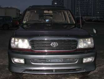 2001 Toyota Land Cruiser Pics