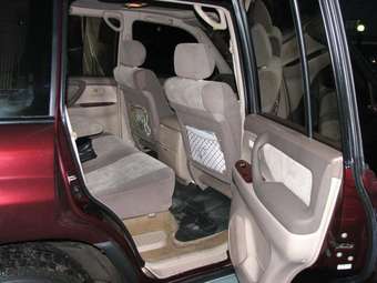 2001 Toyota Land Cruiser Pictures