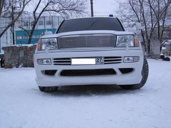 2001 Toyota Land Cruiser Pictures