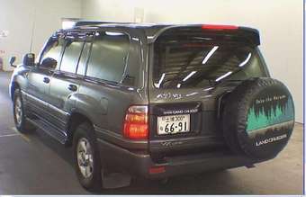 2001 Toyota Land Cruiser Pics