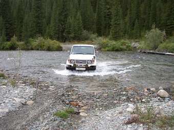 2001 Toyota Land Cruiser Photos