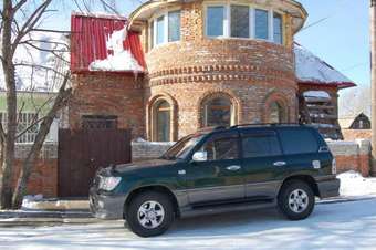2001 Toyota Land Cruiser Photos