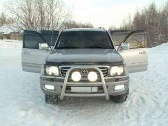 2001 Toyota Land Cruiser Pics