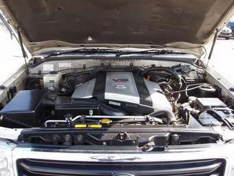 2001 Toyota Land Cruiser Photos
