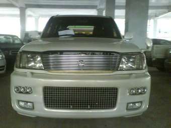 2001 Toyota Land Cruiser Photos