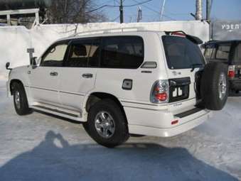 2001 Toyota Land Cruiser Pictures