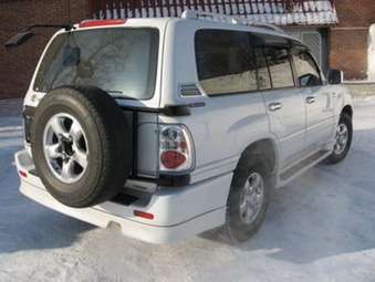 2001 Toyota Land Cruiser Pics
