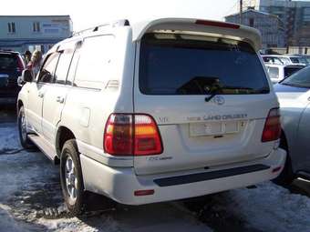 2001 Toyota Land Cruiser Wallpapers