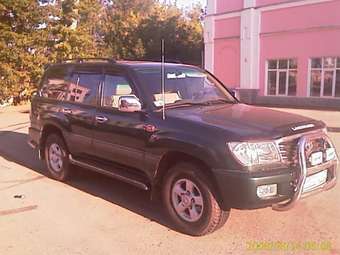 2001 Toyota Land Cruiser Pictures