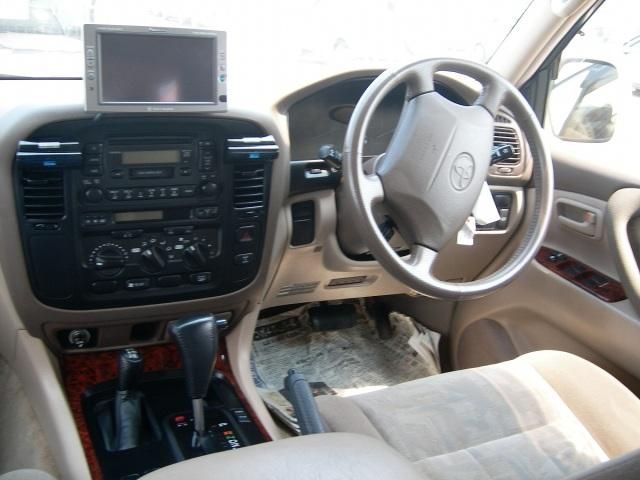 2002 Toyota Land Cruiser