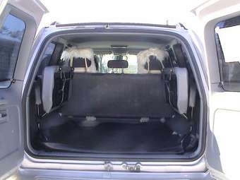 2002 Toyota Land Cruiser Photos