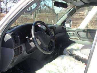 2002 Toyota Land Cruiser Photos