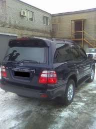 2002 Toyota Land Cruiser Pics