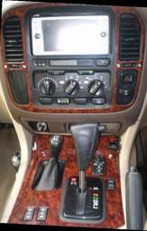 2002 Toyota Land Cruiser Pictures