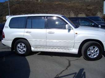 2002 Toyota Land Cruiser Wallpapers